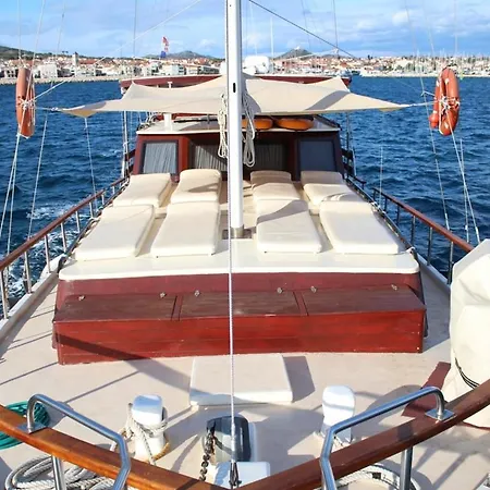 Apartman Gulet Babac * Vodice