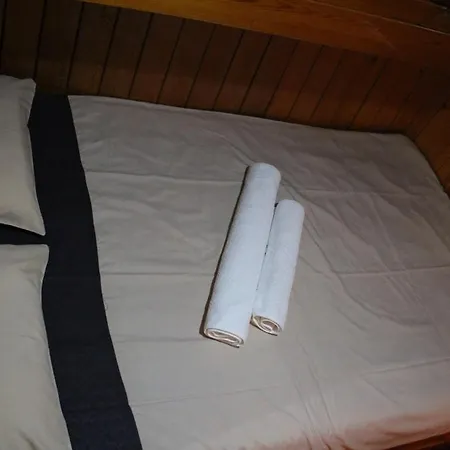 Hotel na wodzie Apartman Gulet Babac Vodice